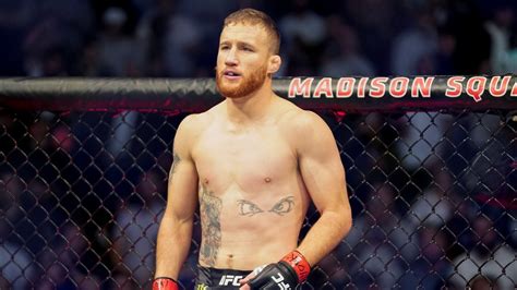 Gaethje knocks out Poirier in second round to win UFC 291 lightweight bout