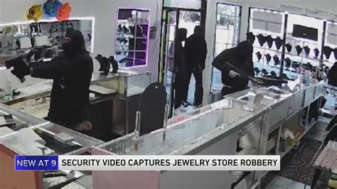 Gage Park jewelry store robbery captured on surveillance video