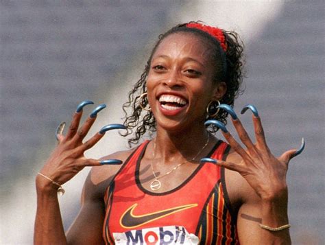 Gail devers. Feb 17, 2023 · Gail Devers. Five-time Olympian (1988, 1992, 1996, 2000, 2004); three-time Olympic medalist (3 golds) Seoul 1988 Barcelona 1992, gold (100-meter) Atlanta 1996, gold (100, 4x100 relay) Sydney 2000 Athens 2004 