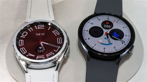 Galaxy watch 6 vs classic. 3 Sept 2023 ... The new Samsung Galaxy Watch 6 (Classic) comes in two different sizes. 47mm and 43mm and today we will check out all of the differences you ... 