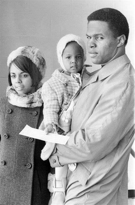 Gale sayers family. Things To Know About Gale sayers family. 