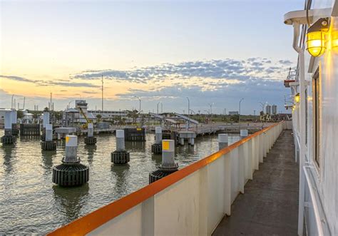 Depending on the day of the week and time of day, there might be a wait, but wait times are available. Find it: Port Bolivar Ferry, 1000 Ferry Road N., Galveston, TX 77550; 409-795-2230 .. 