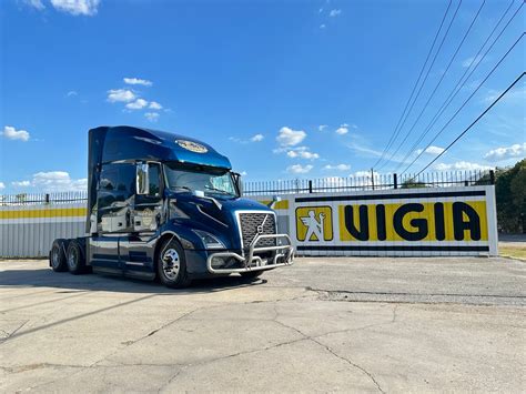 Galvez Trucking In Fontana California