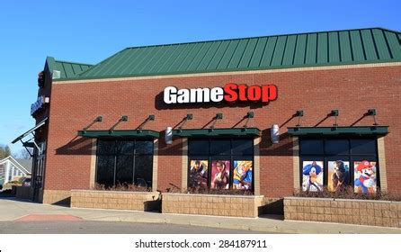 Gamestop canton. Aug 22, 2021 · Famous Footwear details with ⭐ 47 reviews, 📞 phone number, 📅 work hours, 📍 location on map. Find similar shops in Michigan on Nicelocal. 