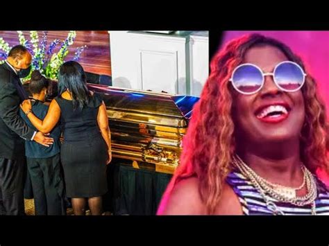 Gangsta boo funeral service. A repast, or repass, is a gathering of friends and family after a funeral service. This involves a meal and can be either at the home of one of the family members, at the deceased ... 