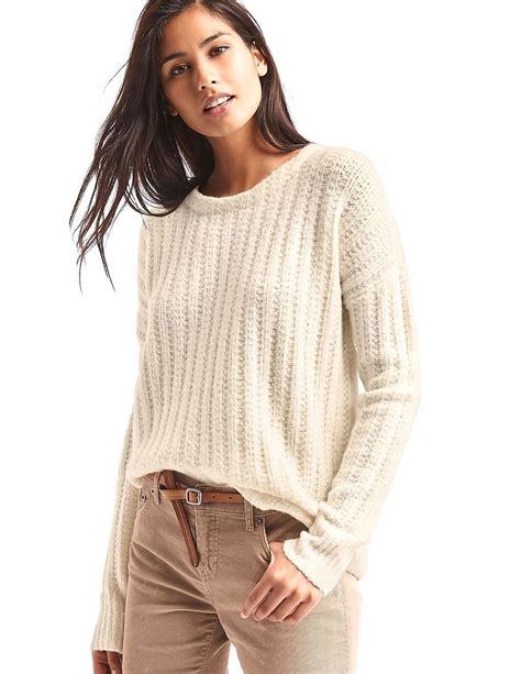 Gap sweater women. Gap Sweater Womens XS White Pullover Crew Neck Long Sleeves Casual Cable Knit. $14.99. $8.99 shipping. or Best Offer. SPONSORED. GAP Womens Size XS Short Sleeve ... 