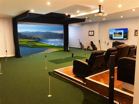 Garage 18 Golf - The Indoor Golf Simulator Lounge