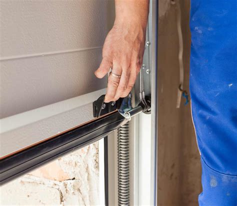 Garage Door Service/Repair Free Quote Oregon Garage Door