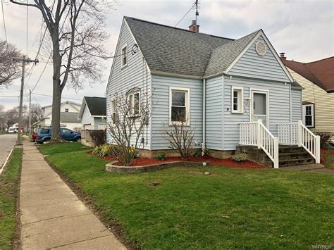 Garage sales in niagara falls ny. Search duplex and triplex homes for sale in Niagara Falls NY. Find multi-family housing and more on Zillow. 