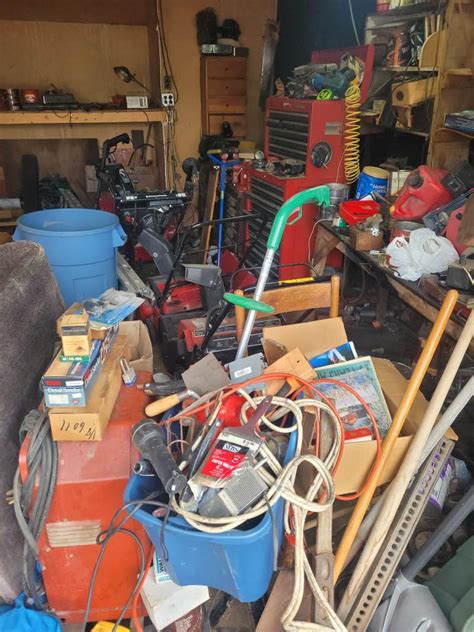 Garage sales in rapid city sd. ABOUT. Family-owned-and-operated business providing quality garages to the Black Hills and surrounding areas since 1941! With over 80 years experience, we continually pride ourselves on always providing our customers with a quality, custom built garage from the ground up! We started building garages in the Chicago area during the World War II ... 