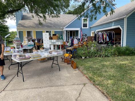 Kansas Yard Sales, sorted by City. There are 20 garag