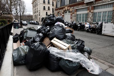 Garbage piles up as pension reform strikes grip France