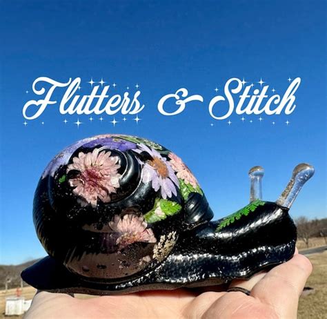 Garden Decor - Flutters & Stitch