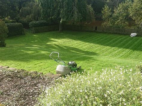 Gardener Mow Gardening Ellesmere Port