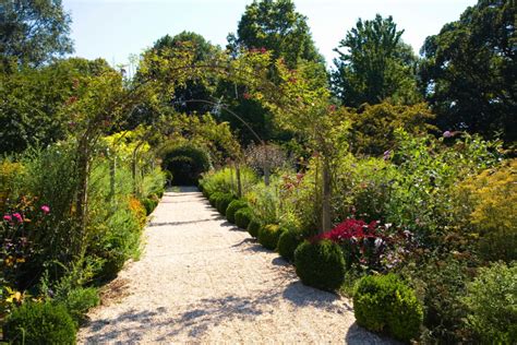 Gardens and arboretums to visit this spring on Long Island