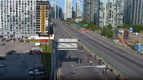 Gardiner, DVP to be closed most of Sunday for cycling fundraiser