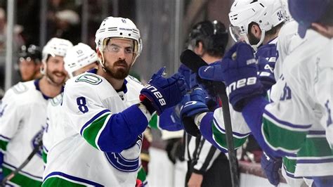 Garland’s hat trick gives Canucks 5-4 OT win over Coyotes