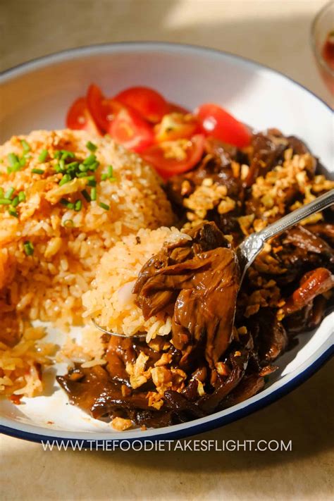 Garlicky Mushroom Tapa (Filipino Vegan Recipe)