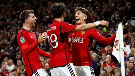 Garnacho on target as Man United beats Crystal Palace 3-0 in League Cup defense