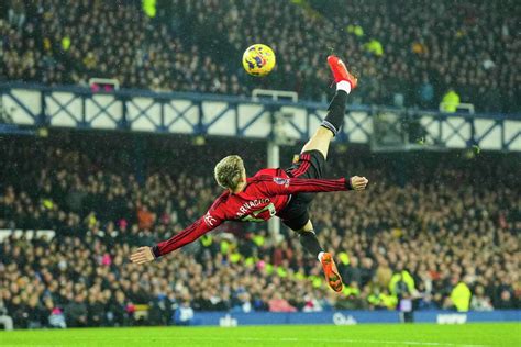 Garnacho scores acrobatic wonder goal for Man United to revive memories of famous Rooney strike