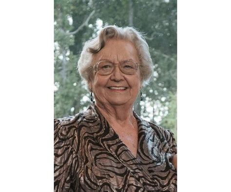 Garrison tx obituaries.  Funeral Service & Cemetery View upcoming funeral services, obi...