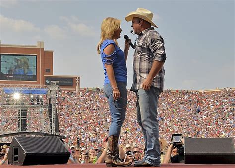 Garth Brooks, Trisha Yearwood to lead affordable homebuilding at The Heights in St. Paul