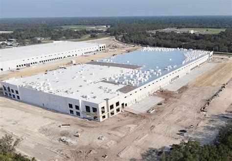 Gary Plastic Packaging Corp., a New York packaging company, is moving into 279,000 square feet of space, in a new 400,000-square-foot building, currently under construction at the North Pasco Corporate Center. The Shops at Wiregrass, in Wesley Chapel, has added three new tenants including Fabletics, BoxLunch and Body Details.. 