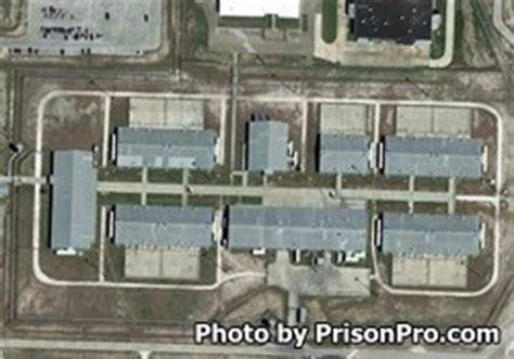 The Smith Unit is strategically located in Lamesa, Texas, covering an extensive area of 563 acres. It is designed to house up to 2,234 male inmates. The inmates at Smith Unit span the spectrum from G1 minimum to G5 maximum security classifications. Security here is paramount, evident from the multiple razor wire fences, armed guard towers .... 