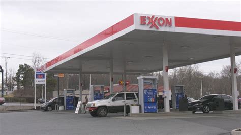 Today's best 10 gas stations with the c