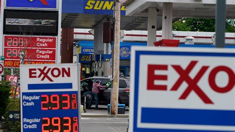 The average price of a gallon of self-serve regular gasoline in L.A. County rose to $5.247 on Saturday, but some gas stations in the area have even higher prices.. 