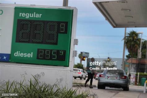 Get up to 60¢ per gallon back at Chevron in Pembroke Pines (