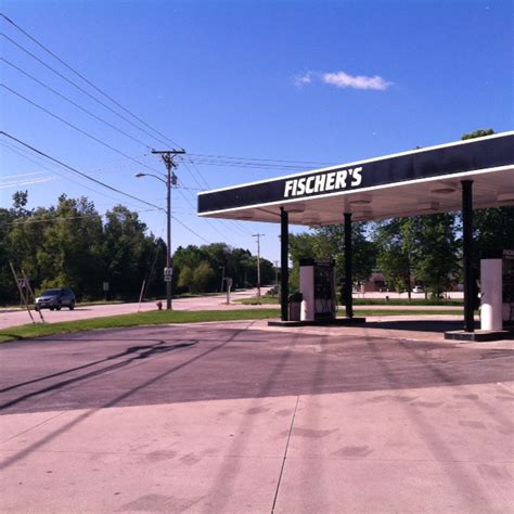 Stacker compiled statistics on gas prices in Wiscons