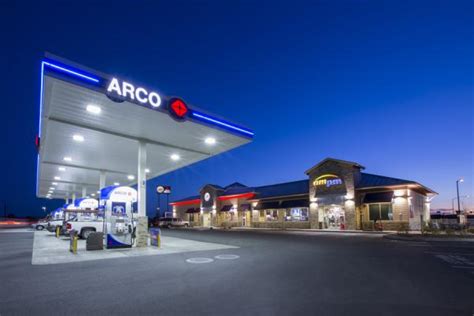 This is a major brand gas station for sale pumping $210,000 gallons at an average 30-35 margin and the market (beer and wine) is doing about $30,000 at a high margin. There is potential to do a lot more..