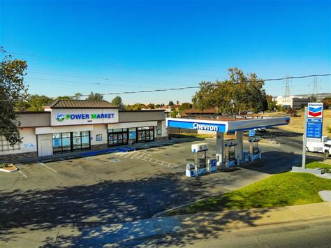 OROVILLE, CA , US, 95965. 5305340304. Get Directions. Visit your local Circle K gas station at 1330 Feather River Blvd, Oroville, CA, US for premium fuels and a wide variety of products. If you need public restrooms or an ATM, please stop by.