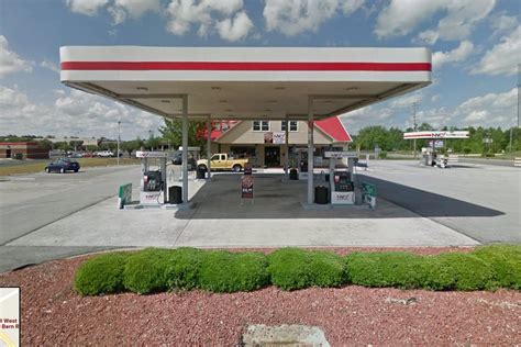 Circle K in Kinston, NC. Carries Regular, Midgrade, Premium, Diesel. Has Propane, C-Store, Pay At Pump, Restrooms, Air Pump, ATM. Check current gas prices and read customer reviews. Rated 3.5 out of 5 stars.. 