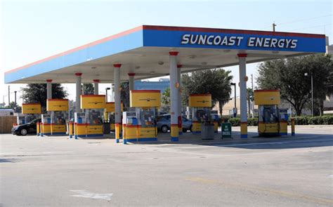 May 17, 2010 · City Hall wants to crack down on gas stations near Orlando International Airport that gouge tourists who top off their tanks before returning their rental cars. “There are a lot of people who .... 