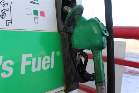 Gasbuddy casa grande. Find the latest gas prices in Arizona and compare them with other regions. AZFamily provides you with the best deals and tips to save money on fuel. 