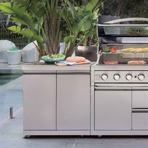 Gasmate Platinum III BBQ & Outdoor Kitchen Range Gasmate