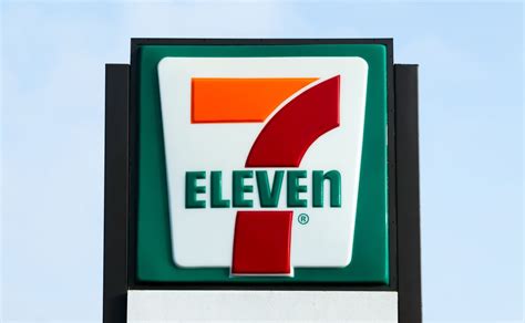 Franquicia 7-Eleven bomba de gasolina y tienda de conveniencia a la venta en Palm Beach FL. Excelente oportunidad para invertir en un negocio exitoso.. 