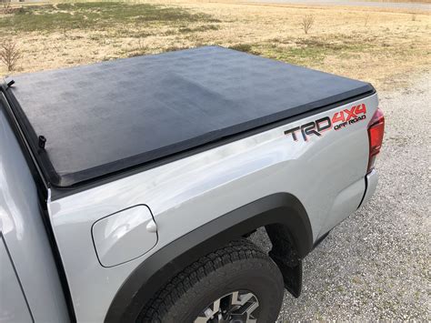 Gator SFX Tri-Fold Tonneau Cover. The SFX Tri-Fold can be installed in mere minutes with no tools required, protecting your cargo from rain, snow, and other elements. The spring-loaded Speed Klamps make it easy to open and close while reinforcing support bows keep the cover from sagging under rain and snow.. 