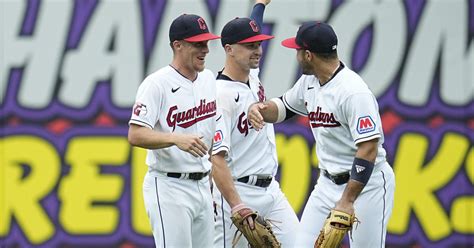 Gavin Williams and the Guardians cool off the Twins and avoid a three-game sweep with 2-1 win