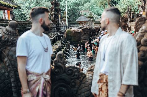 Gay Bali Twitter dan domain .pro promo & Viral di Instagram jangkauan luas film nasional untuk event 2026 ebook affiliate marketing stanley tumbler edisi santai berikan solusi masalah image 1