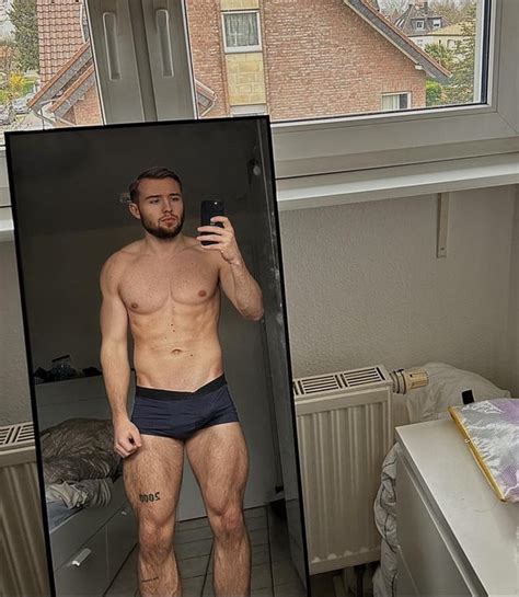 Gay Escort in rust - Diskrete Treffen