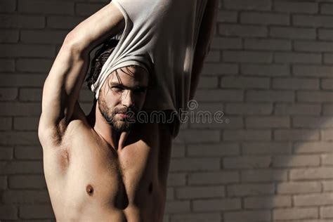 Gay Undressing Porn Videos