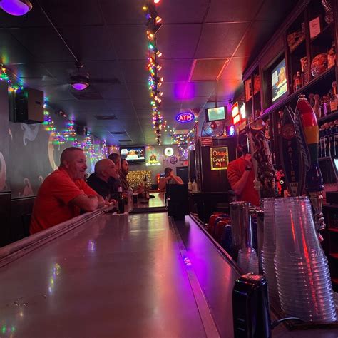 CORE Knoxville, Knoxville, Tennessee. 3,261 likes · 60 talking about this · 4,048 were here. Locally-owned LGBTQIA+ bar and grill Located at 7211 Kingston Pike Drag Shows Friday-Monday.. 