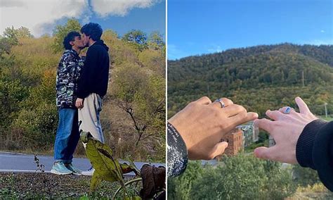 A young gay couple has shared a final kiss before jumping from a bridge in Armenia to their deaths, a local LGBT group has claimed.Tigran and Arsen shared a heart …. 
