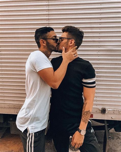 Gay porn kissing. Things To Know About Gay porn kissing. 