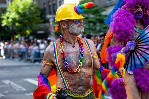 Gay pride parade nyc. Jun 26, 2023 · Updated on: June 25, 2023 / 11:22 PM EDT / CBS New York. NEW YORK -- The New York City Pride March stepped off through the streets of Manhattan on Sunday, this year's festivities reflecting the ... 