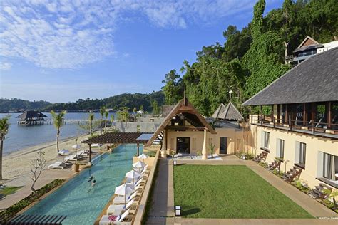 Gaya Island Resort Review