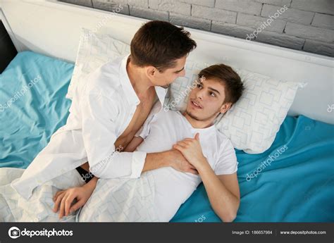 Bangiax - th?q=Gays bed